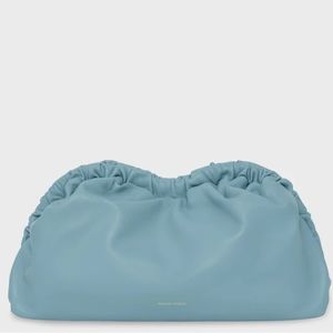 MANSUR GAVRIEL
Cloud Clutch In Degas Blue